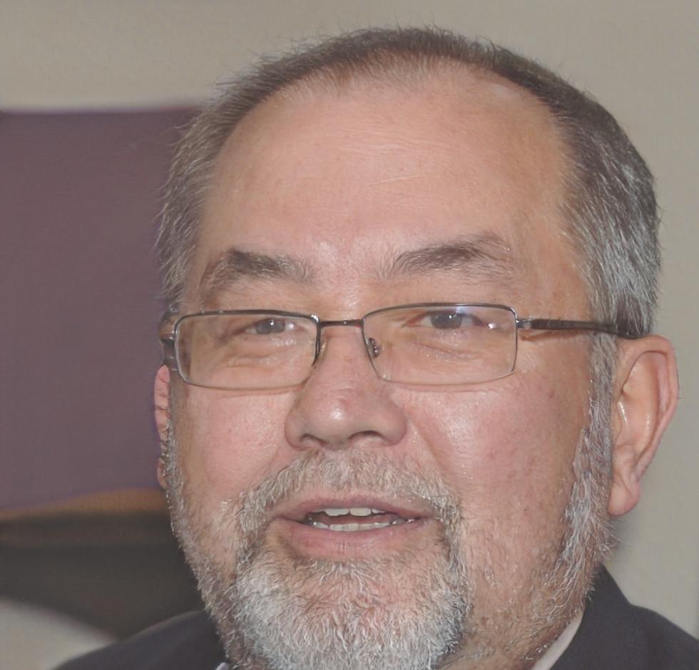 Tavian Deschamps explaining portfolio strategies